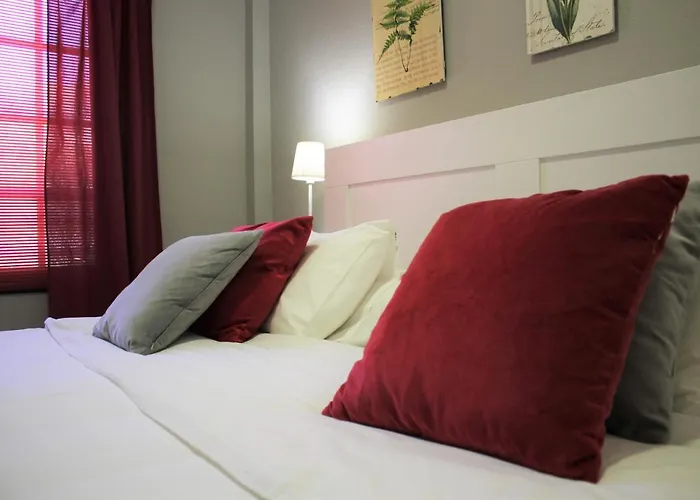 Mar Y Piscina En Costa Del Silencio أرونا